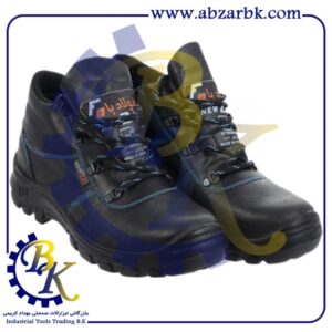 تهیه و تامین و عرضه انواع کفش های ایمنی ( SAFETY SHOES ) در کلاس های مهندسی و نیمه مهندسی و پرسنلی و کارگری برند فولاد پا FOLAD PA بازرگانی ابزارآلات صنعتی بهنام کریمی ABZARBK
